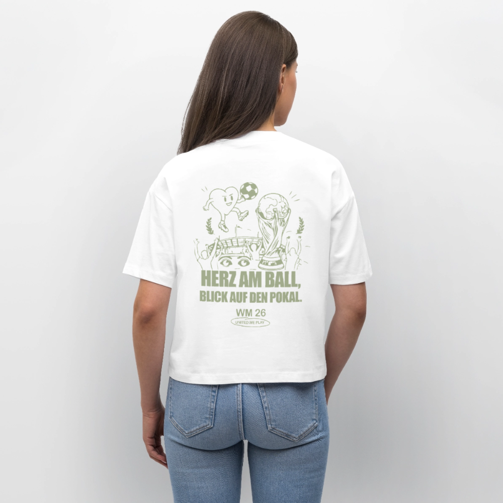Herz am Ball - Boxy T-Shirt - white