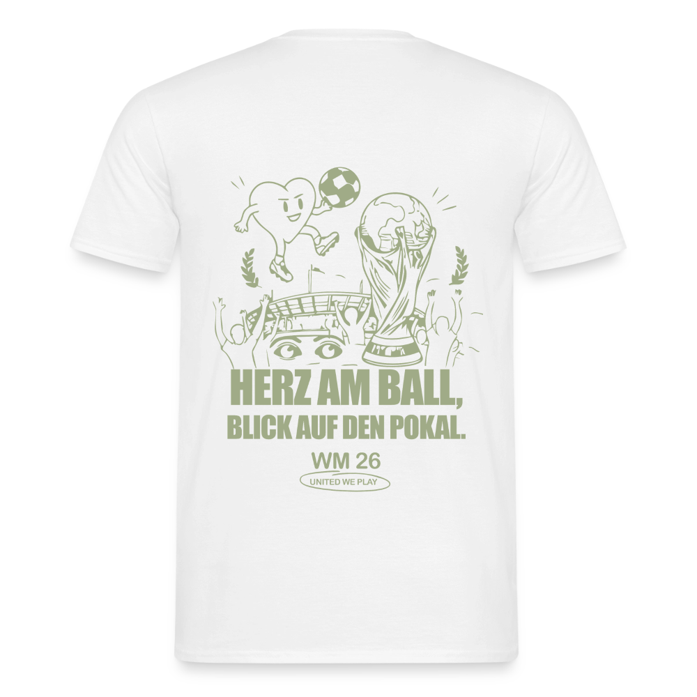 Herz am Ball - Klassik T-Shirt - white